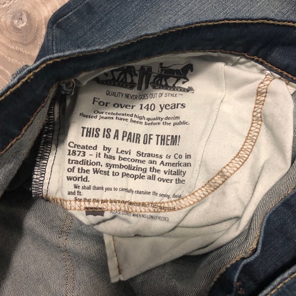 ๐ฅ๐๐๐ฃ๐๐๐ Levi's 559 Relaxed Straight jeans - size 38 - Picture 6 of 9